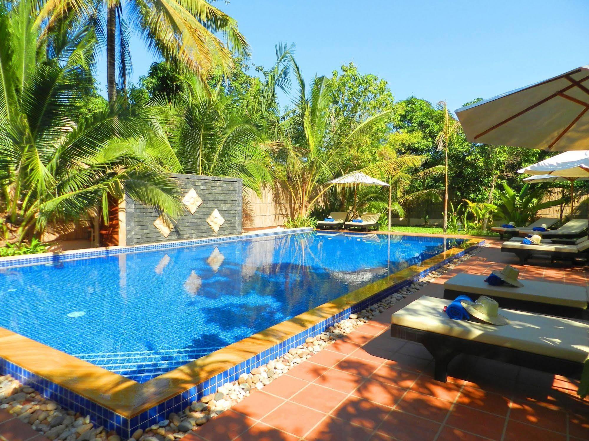 Villa Nissa Siem Reap Buitenkant foto