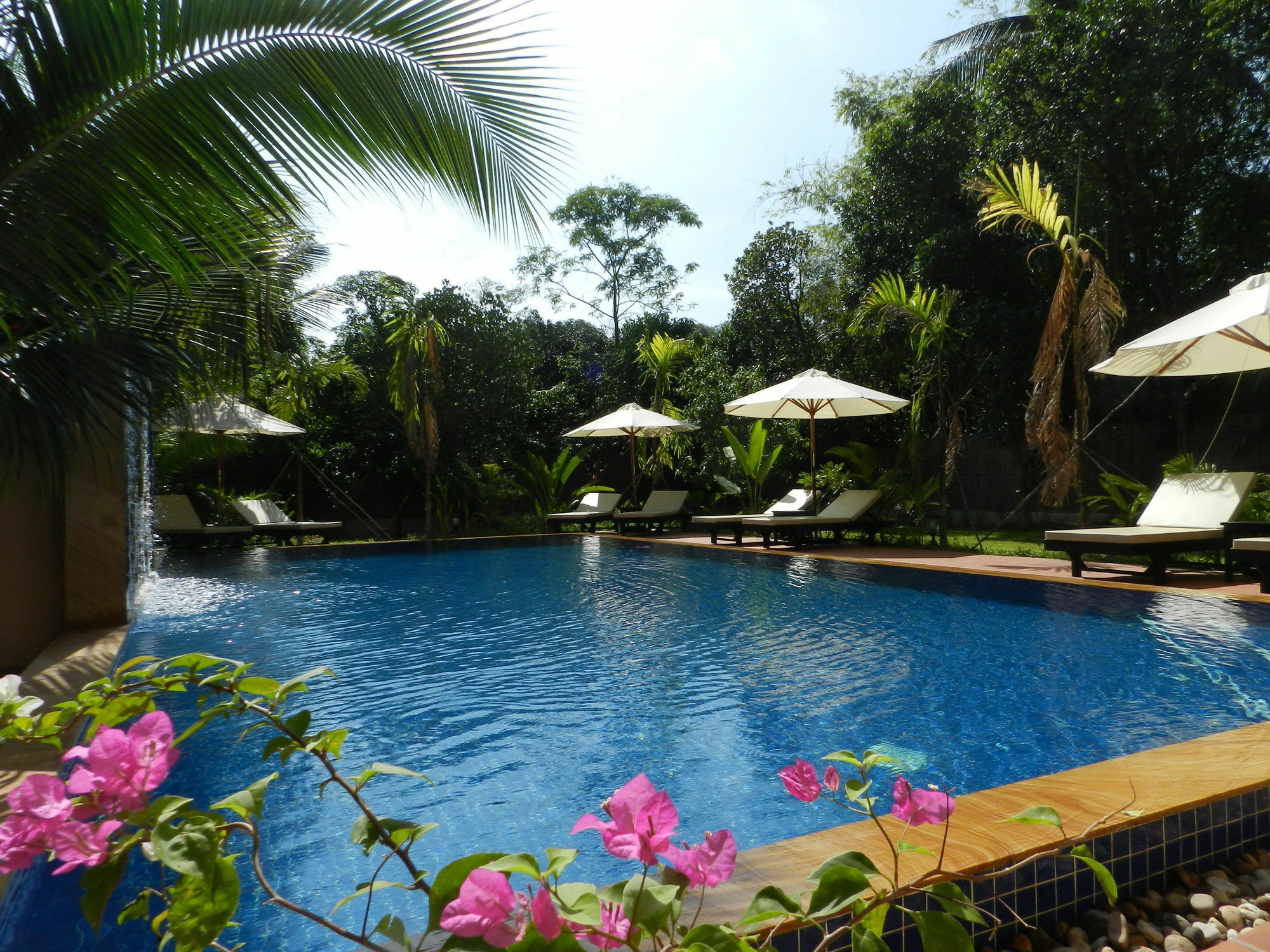 Villa Nissa Siem Reap Buitenkant foto